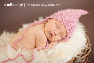 fotografia-noworodkowa-poznan-sesja-niemowleca-sesja-niemowlaka-zdjecia-noworodkowe-sesja-fotograficzna-niemowlaka-sesje-noworodkowe-poznan